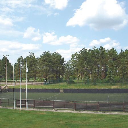 Holiday Park Cfk Vrbas Buitenkant foto